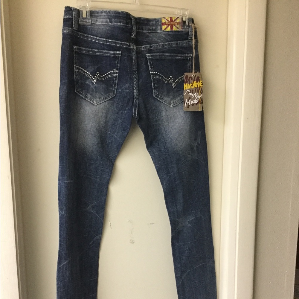 Machine Distress Denim/Jeans NWT Rhinestone accent - Picture 4 of 4